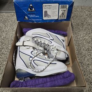 New In Box Jackson Softec Vantage ST2800 Ice Skates - Size 6